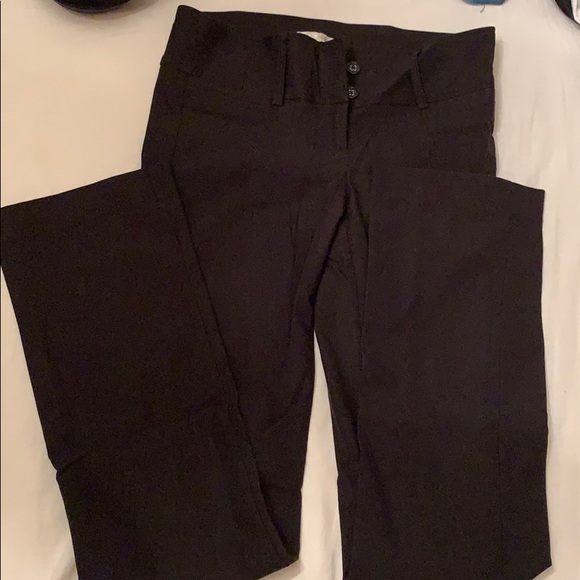 Pants, shorts, and skirt - Picture 8 of 13